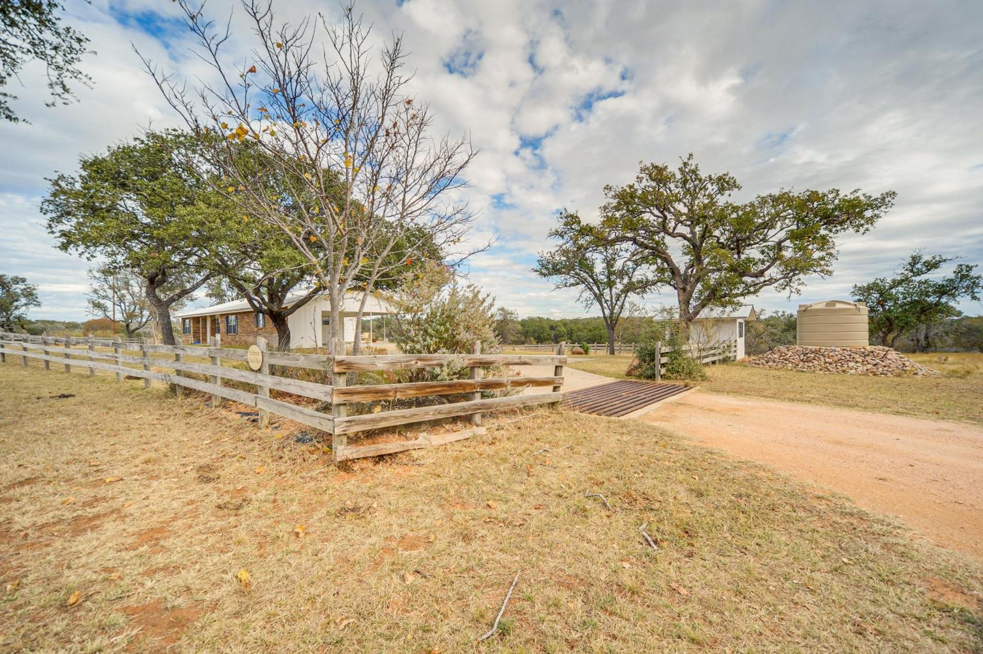 Historic Hoffmann Ranch Haus Near Wineries! Villa Fredericksburg Eksteriør billede